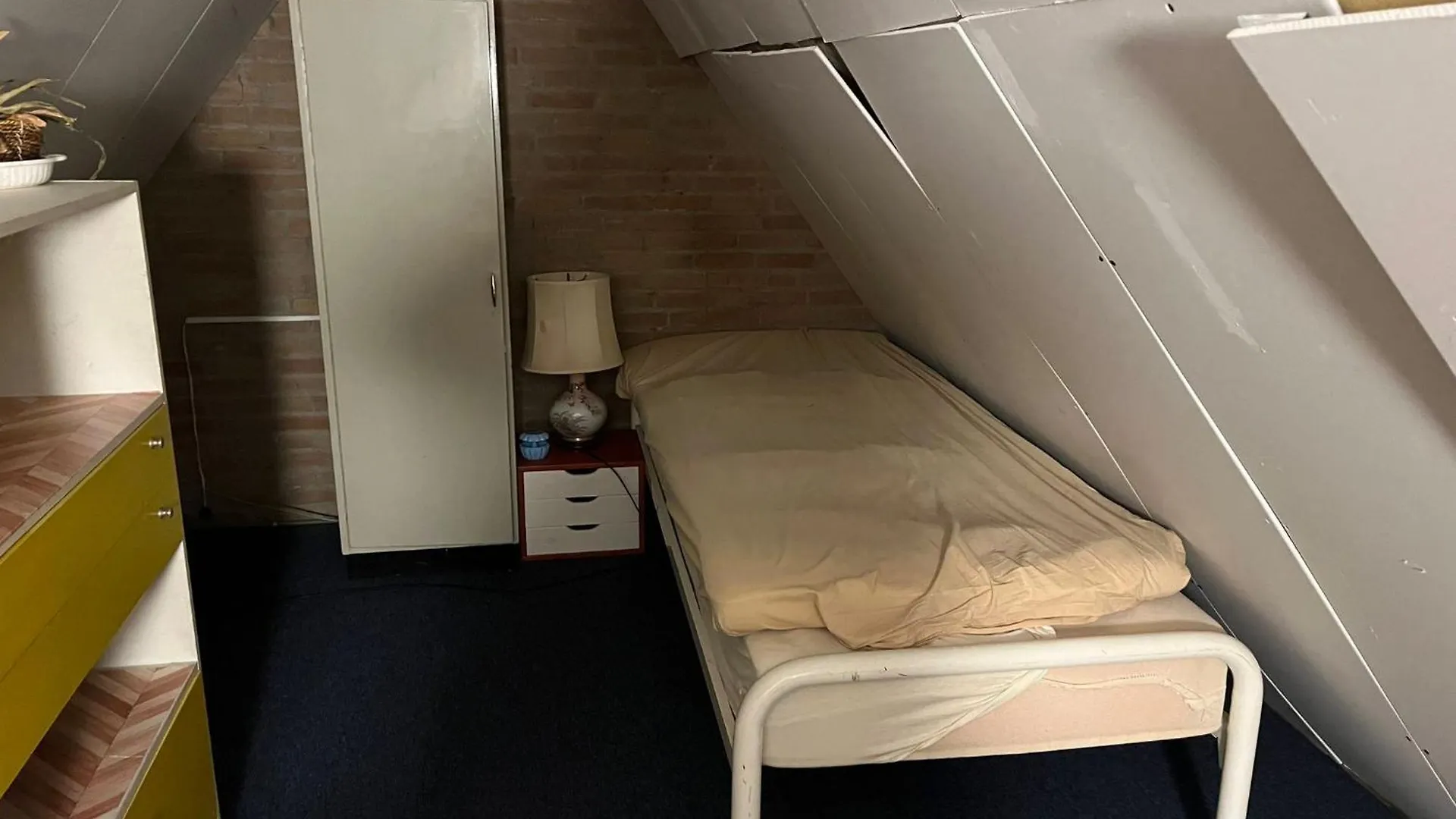 Homestay De Deken Apartment Best